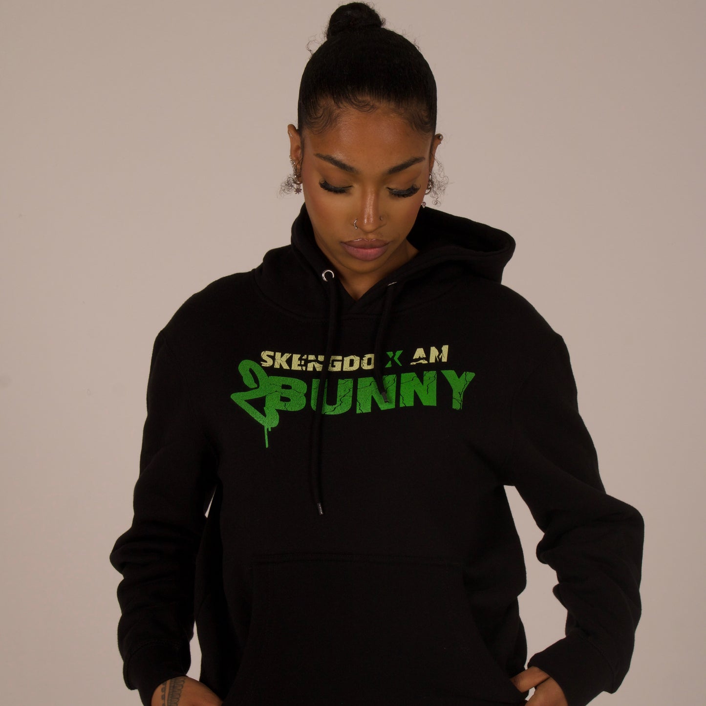 2BUNNY LOGO HOODIE